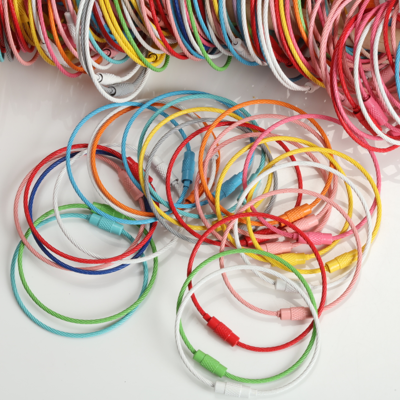 Multicolor Paint Coated Steel  - Jewelry Making Yarn บทวิจารณ์และราคา